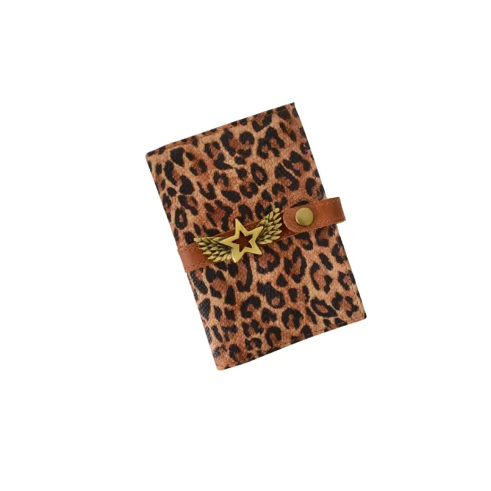 Porta Pasaporte Animal Print Nela